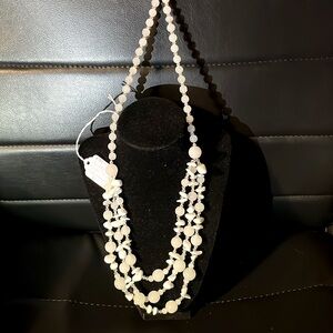 14 inch, Automatic White Jade Necklace